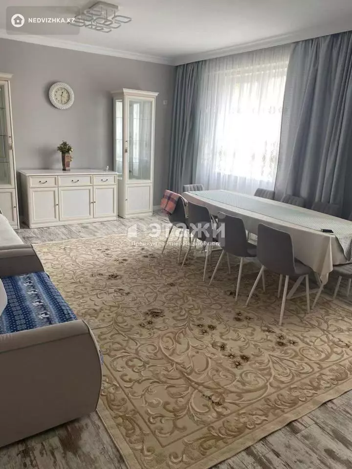 145 м², 3-комнатная квартира, этаж 13 из 18, 145 м², изображение - 1