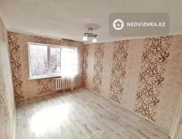 1-комнатная квартира, этаж 4 из 4, 17 м²