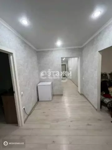 2-комнатная квартира, этаж 1 из 8, 70 м²