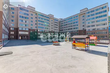 1-комнатная квартира, этаж 1 из 8, 38 м²