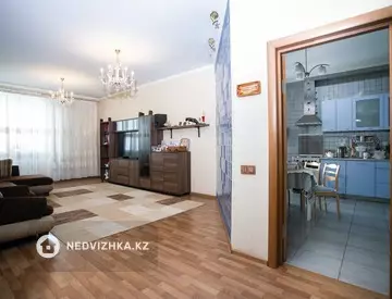 3-комнатная квартира, этаж 10 из 14, 108 м²