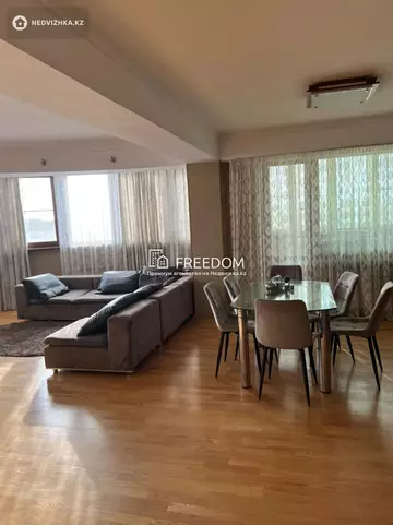 4-комнатная квартира, этаж 3 из 13, 173 м²