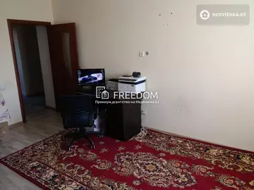 3-комнатная квартира, этаж 1 из 9, 80 м²