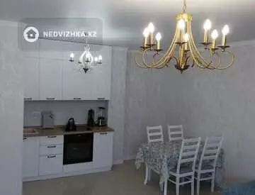 1-комнатная квартира, этаж 4 из 10, 52 м²