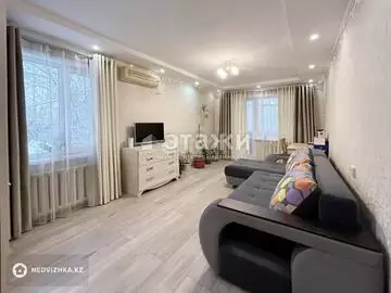 2-комнатная квартира, этаж 4 из 5, 44 м²