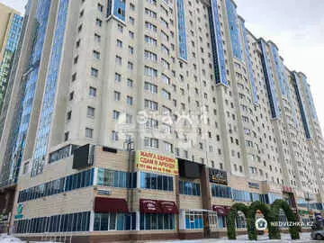 3-комнатная квартира, этаж 12 из 19, 119 м²