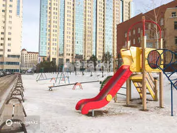 3-комнатная квартира, этаж 12 из 19, 119 м²
