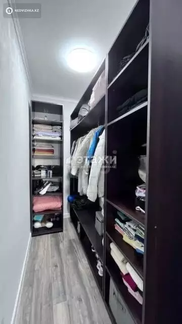2-комнатная квартира, этаж 15 из 17, 77 м²