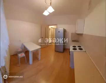 1-комнатная квартира, этаж 3 из 5, 38 м²