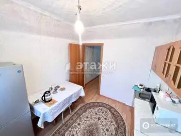 1-комнатная квартира, этаж 3 из 10, 39 м²