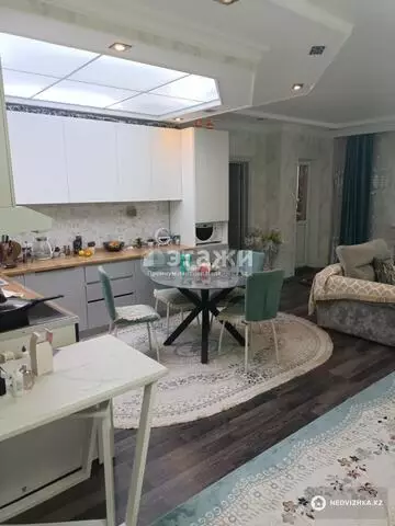 2-комнатная квартира, этаж 12 из 20, 97 м²