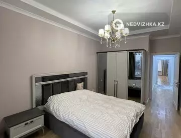 4-комнатная квартира, этаж 7 из 10, 130 м²