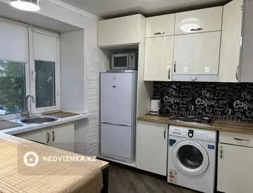 40 м², 1-комнатная квартира, этаж 3 из 5, 40 м², посуточно, изображение - 16