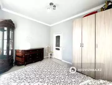 2-комнатная квартира, этаж 10 из 9, 44 м²