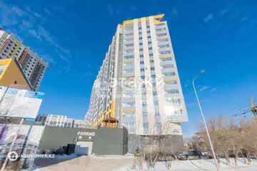 2-комнатная квартира, этаж 9 из 22, 46 м²