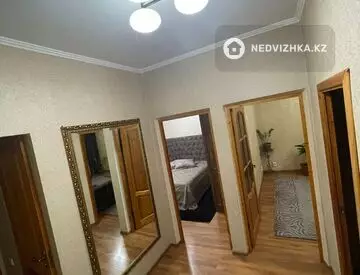 2-комнатная квартира, этаж 4 из 5, 53 м²