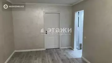 2-комнатная квартира, этаж 3 из 5, 48 м²