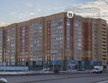 Помещение, этаж 1 из 13, 76 м², на длительный срок