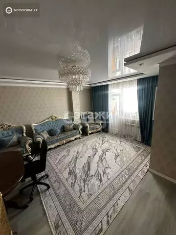 3-комнатная квартира, этаж 5 из 10, 80 м²