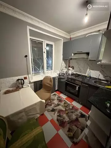 1-комнатная квартира, этаж 4 из 5, 40 м²
