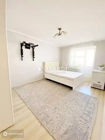 3-комнатная квартира, этаж 3 из 9, 76 м²