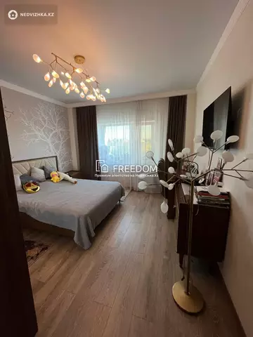 160 м², 5-комнатная квартира, этаж 4 из 4, 160 м², изображение - 1