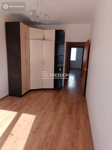 2-комнатная квартира, этаж 7 из 8, 54 м²