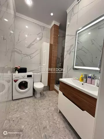 3-комнатная квартира, этаж 8 из 10, 92 м²