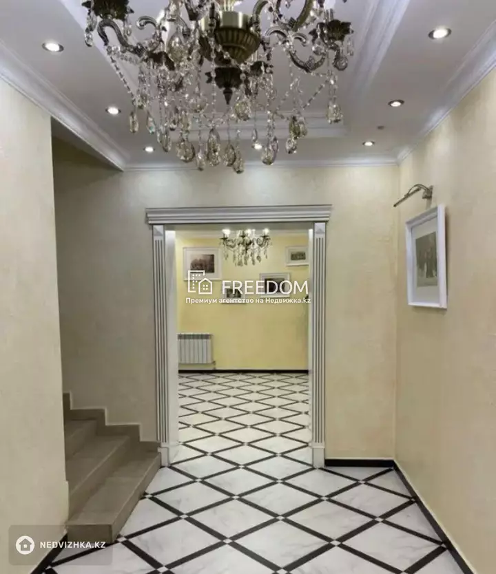130 м², 3-комнатная квартира, этаж 2 из 4, 130 м², изображение - 1