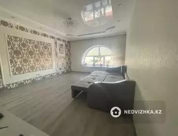 2-комнатная квартира, этаж 13 из 12, 70 м²