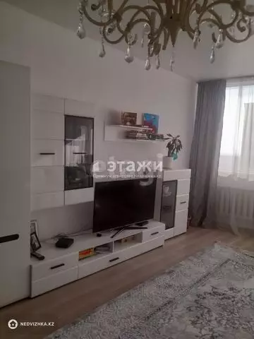 1-комнатная квартира, этаж 14 из 16, 64 м²