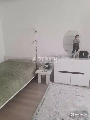 1-комнатная квартира, этаж 14 из 16, 64 м²