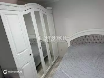 3-комнатная квартира, этаж 8 из 10, 80 м²