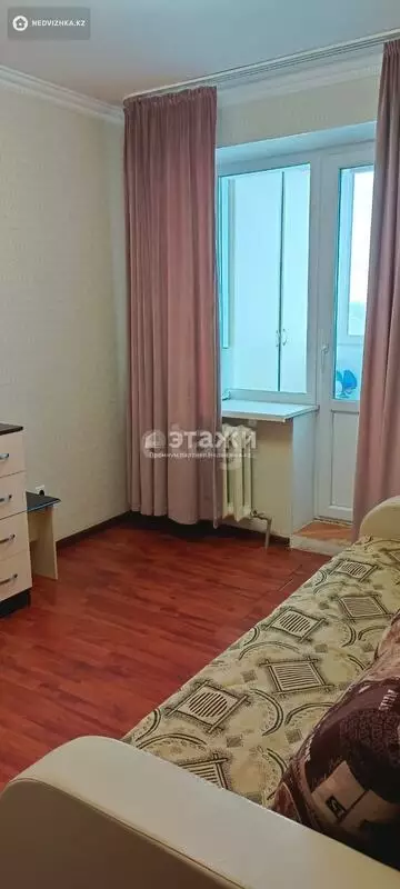 2-комнатная квартира, этаж 13 из 13, 50 м²