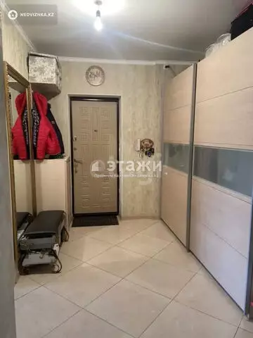 2-комнатная квартира, этаж 7 из 13, 74 м²