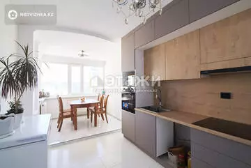 3-комнатная квартира, этаж 6 из 16, 93 м²