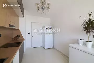 3-комнатная квартира, этаж 6 из 16, 93 м²