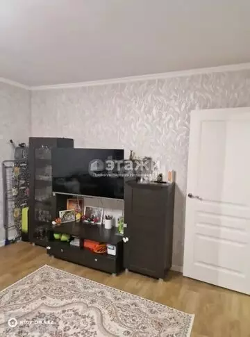 3-комнатная квартира, этаж 6 из 6, 66 м²