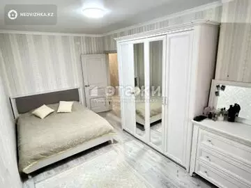 3-комнатная квартира, этаж 9 из 10, 73 м²