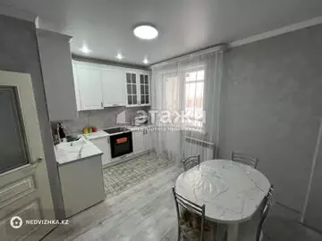 3-комнатная квартира, этаж 9 из 10, 73 м²