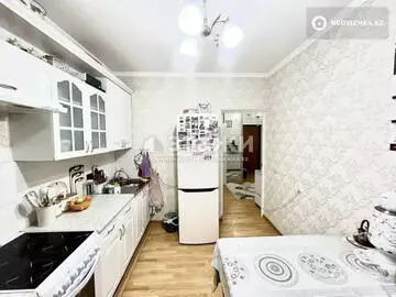 70 м², 3-комнатная квартира, этаж 6 из 12, 70 м², изображение - 2