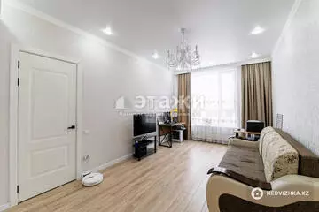 1-комнатная квартира, этаж 3 из 12, 44 м²