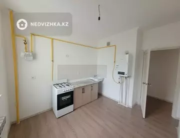 2-комнатная квартира, этаж 3 из 5, 72 м², посуточно