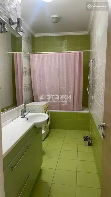 2-комнатная квартира, этаж 13 из 18, 64 м²