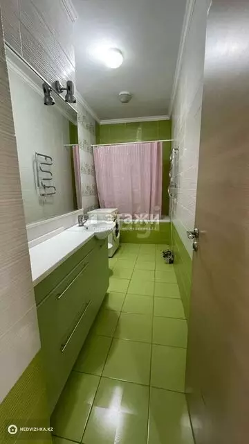 2-комнатная квартира, этаж 13 из 18, 64 м²