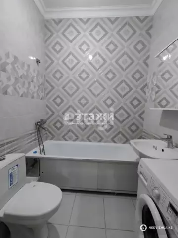 2-комнатная квартира, этаж 3 из 12, 57 м²