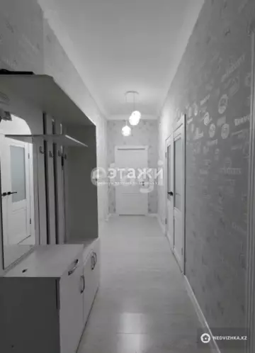 2-комнатная квартира, этаж 3 из 12, 57 м²
