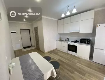 1-комнатная квартира, этаж 2 из 12, 48 м²