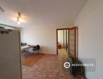 2-комнатная квартира, этаж 4 из 5, 45 м²