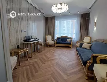 3-комнатная квартира, этаж 3 из 8, 101 м²